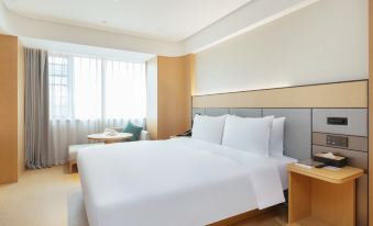 JI Hotel (Wuhan Zuankou Development Zone Houguan Lake)