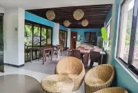 Amos Pili Tree Inn Powered by Cocotel