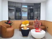 Orange Home Smart B&B - Homestays