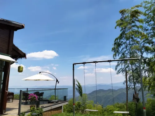 HeZhuangXiaoJu Hotels in Zhuji