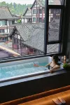 Leshan L Private Soup River View Hotel · City Vacation - Hot Springs