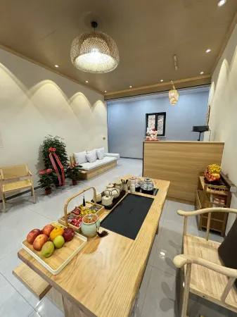 Maojingba Youran Shanju Hot Spring Homestay Отели в г. Лунхуа