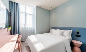 Hi Inn Hotel (Langfang Dongfang University Town)