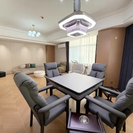 Qianjiang Gaoya Meiju Hotel