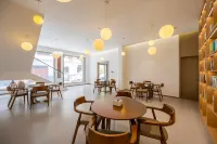Zhashui Lan · Mountain View Collection Homestay - Pet friendly