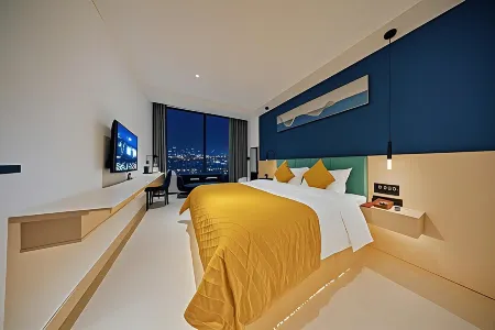 Baili  hotel Отели рядом с достопримечательностью «Heshan Park»