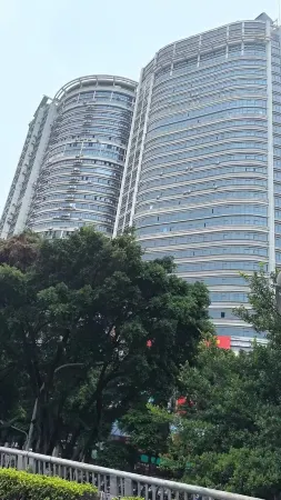 Yunzhi Homestay (Chaoyang Square Sanjie Liangxiang)