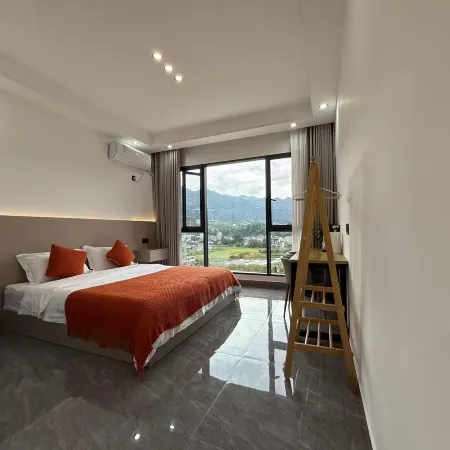 Hefeng Banmu Qingchuan Homestay