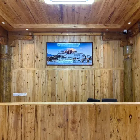 Xinlong Lazazong Homestay