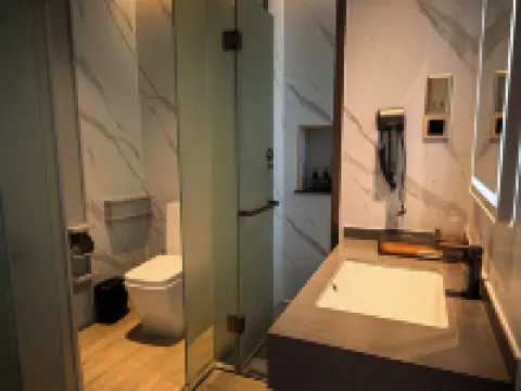 Foshan Yuefeng High-altitude Garden Panorama Hotel (Jiujiangzhen Xinji Plaza)