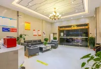 Gongqingcheng Fusheng Business Hotel - parking