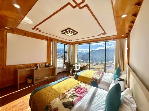 Laigu Glacier Langse Hotel