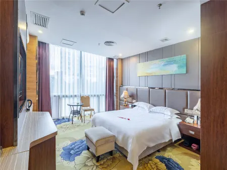 Water Bay Hotel (Longgang, Tangkeng Metro Station)