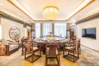 화중 홀리데이 호텔 바오딩