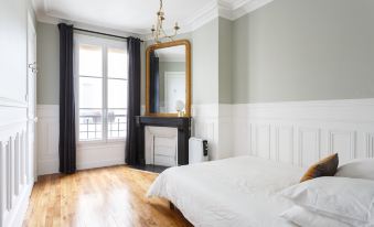 2 Bedroom Apartment, Hip & Central Paris, Montmartre-Opera