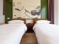 维也纳智好酒店(嘉定上海大学店) - 标准双床房