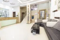 Baiyi Hotel(Yiwu International Trade City Chengxin Store)