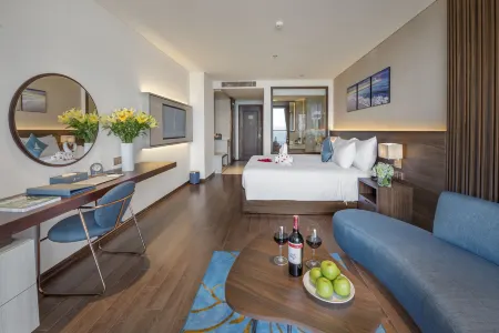 Khách sạn Canvas Đà Nẵng Beach