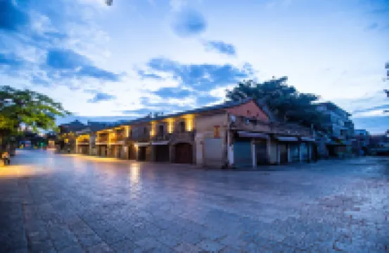 建水麗江古城新中式·四合院度仮·朗舎中国式旅館（朝陽楼） 建水のホテル