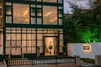Huatian Meisu B&B - parking