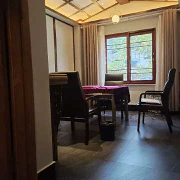 Xuanhan Bashan Fenghuang Homestay