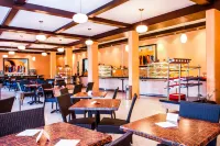 Relax Hotel Airport Nouasseur Hotels in Bouskoura