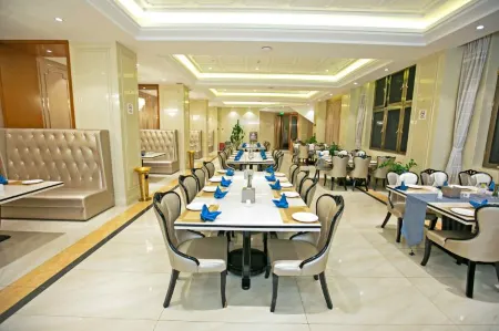 Huafeng Hotel Отели рядом с достопримечательностью «Mifengyan Viewing Point»