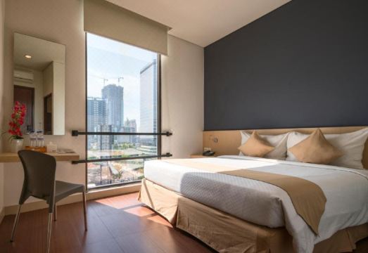 4. 호텔 88 엠봉..