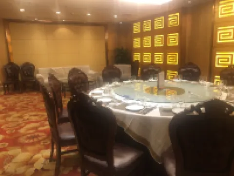 Pingdingshan Runzeyuan Shenma Hotel Hoteles en Pingdingshan
