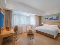 维也纳3好酒店(千岛湖景区店) - 标准温馨大床房