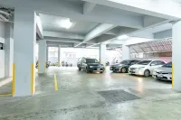 Thongmanee Hotel - parking