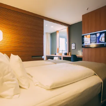 Me and All Hotel Dusseldorf, by Hyatt Отели рядом с достопримечательностью «Музей Кунст Паласт»