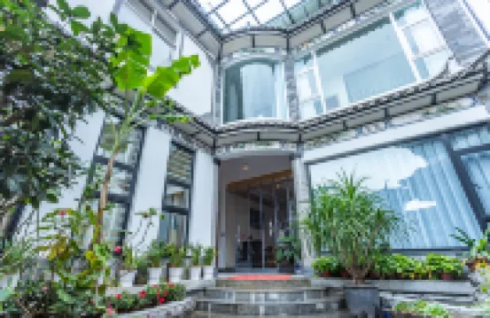 Dali Blue Lake Inn Hotel berhampiran Sansheng Island