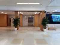 Qidong Jinyu Huating Youth Hui Apartment