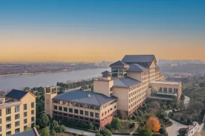 Suizhou Sui Shennong International Hotel Hotels near Yan Emperor Cultural Tourism Area