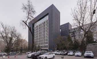 Taimu Mountain Business Hotel (Beijing Railway Station Jianguomen Metro Station)