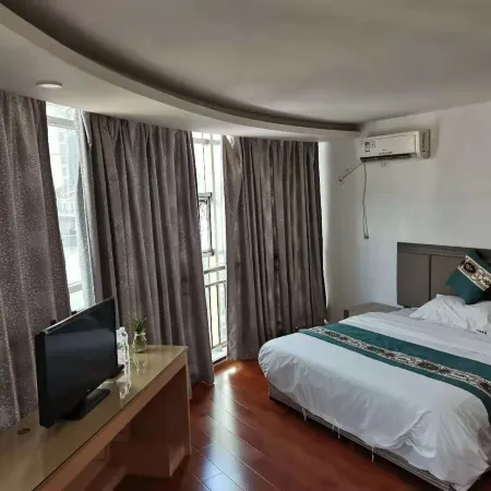 Cenggong Lighthouse Hotel