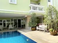 14Place Sukhumvit Villa @ Terminal 21 Bangkok - Villaer