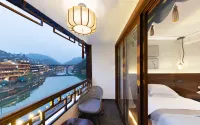 Qianxun Yunjing Zen River View Hotel