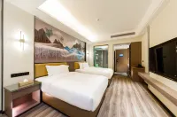 Hyatt Holiday Hotel (Zhanjiang East Island)