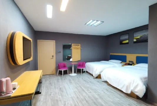 Junjia Hotel (Ji'an Pedestrian Street) Hotels near Bailuzhou Park