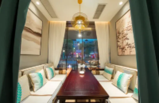 Shehong Xinyue Riverside Holiday Hotel