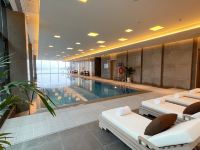 长沙万豪行政公寓 - 室内游泳池