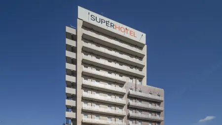 Super Hotel Kanku Kumatoriekimae Отели рядом с достопримечательностью «Refresh Square»