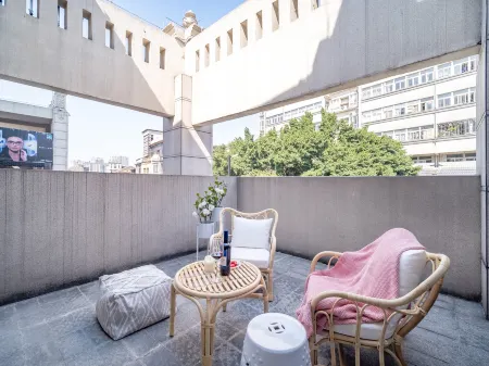 Manfei Apartment (Foshan Zumiao Oriental Plaza)