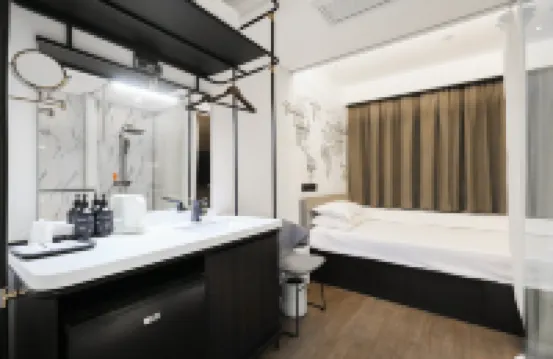 CJIA Apartment (Shanghai Xuhui Damuqiao Subway Station) Hotels near Xuhui Natatorium