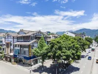 Dujiangyan Yiju Holiday Hotel (Dujiangyan Scenic Area) - navetta aeroportuale