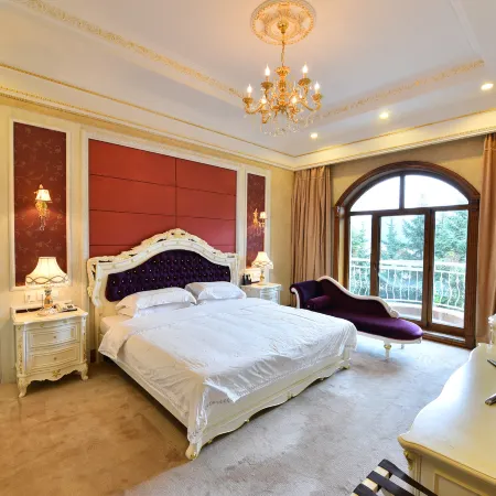 Xuexiang Lakeside Resort Hotel