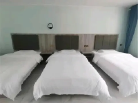 Taibai Mountains, Water and Yunjian Farmhouse Hotels in Taibai County