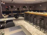 如家商旅飯店（青島五四廣場香港中路奧帆店） - 海滩
